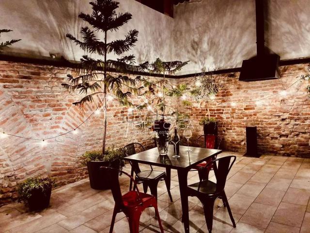 Villetta indipendente in vendita di 300 m²