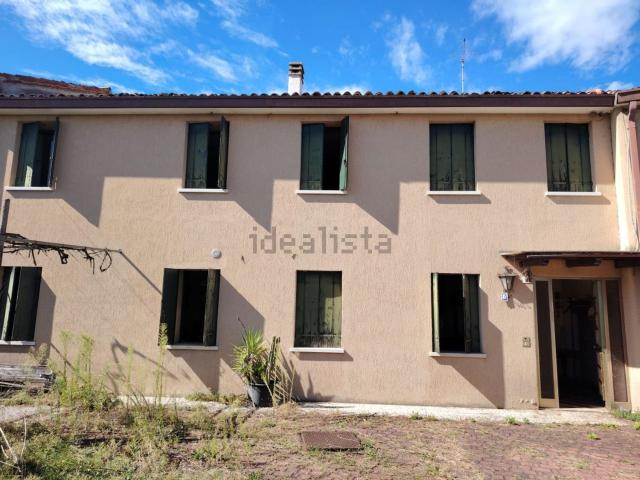 Villetta indipendente in vendita di 300 m²