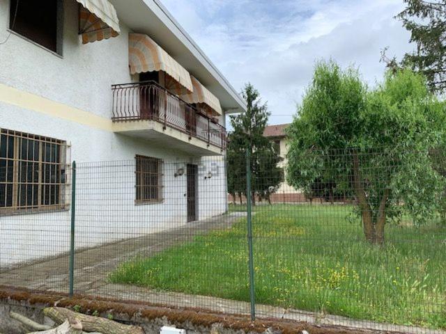 Villetta indipendente in vendita di 300 m²