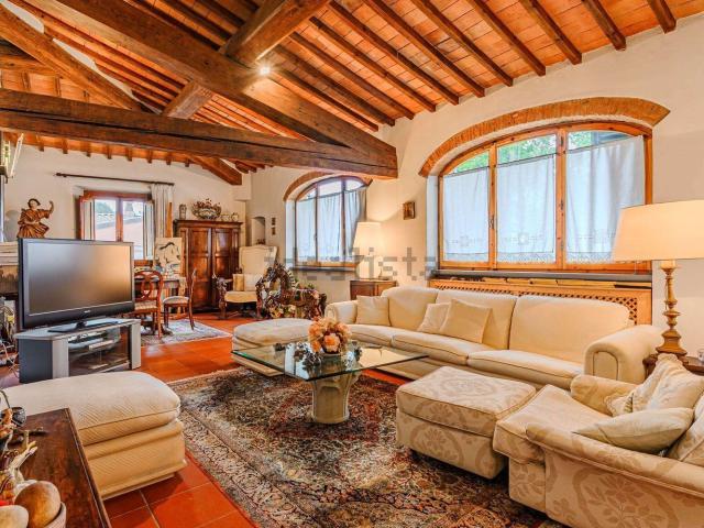 Villetta indipendente in vendita di 300 m²