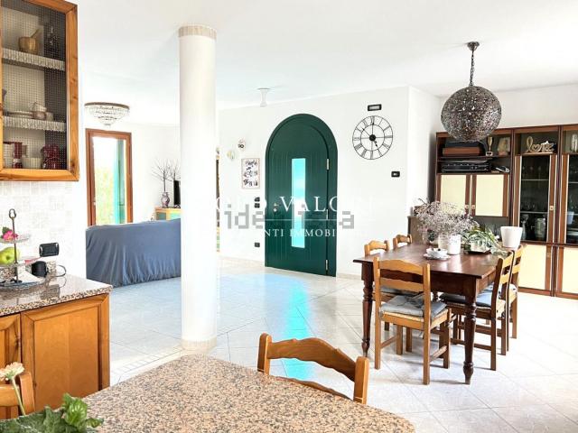 Villetta indipendente in vendita di 300 m²