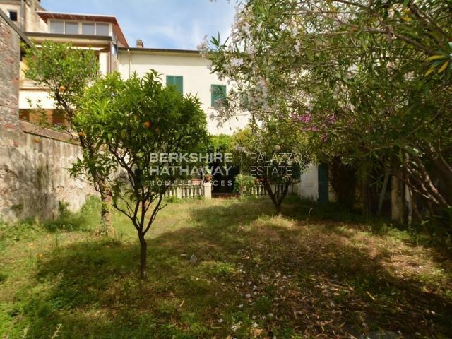 Villetta indipendente in vendita di 300 m²
