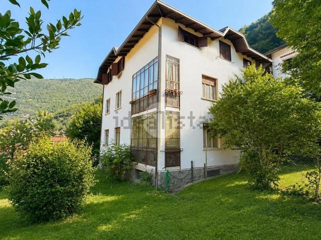 Villetta indipendente in vendita di 300 m²