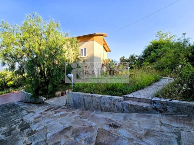Villetta indipendente in vendita di 300 m²