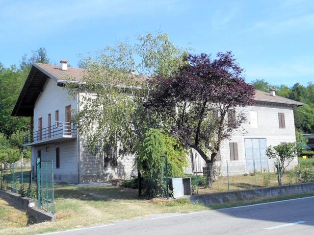 Villetta indipendente in vendita di 300 m² in Via Molino del Conte