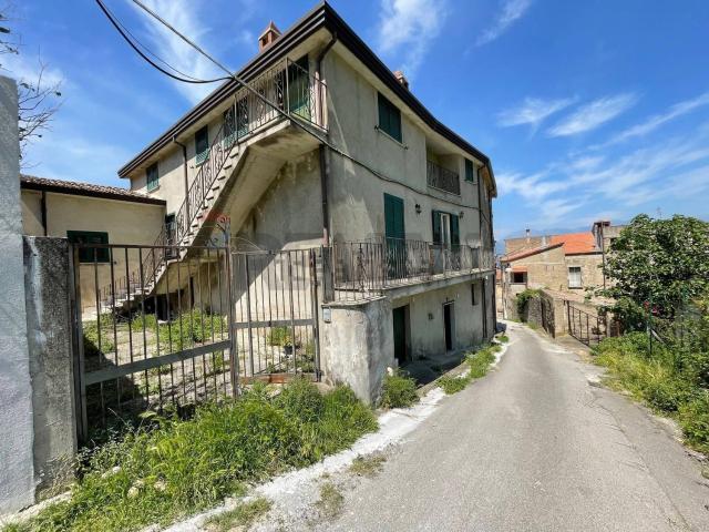 Villetta indipendente in vendita di 300 m²