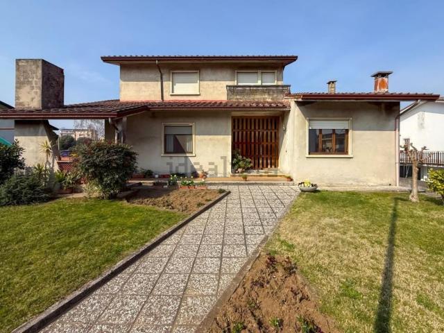 Villetta indipendente in vendita di 300 m²