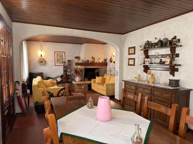 Villetta indipendente in vendita di 300 m²