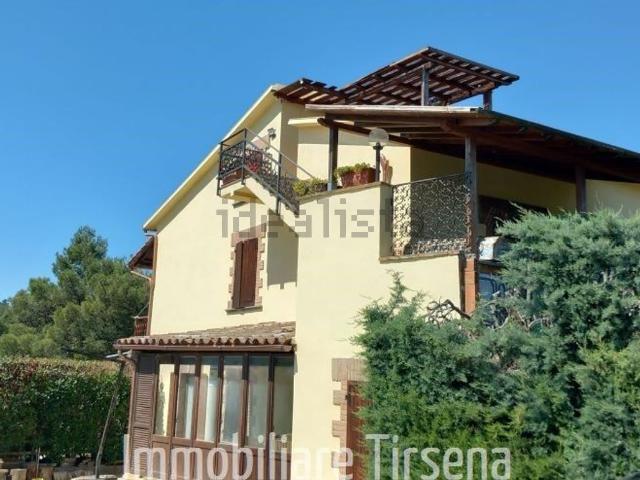 Villetta indipendente in vendita di 300 m²