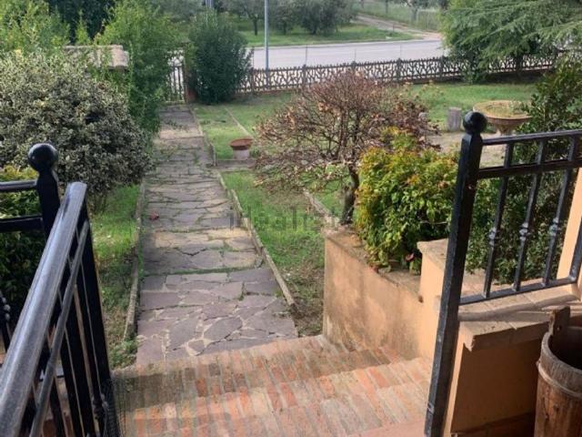 Villetta indipendente in vendita di 300 m²