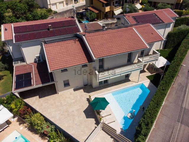 Villetta indipendente in vendita di 300 m²