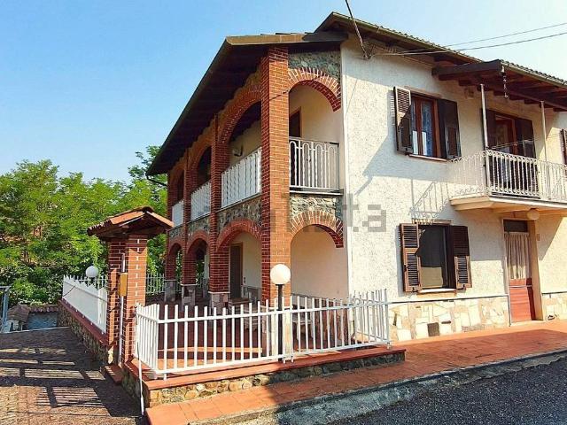 Villetta indipendente in vendita di 300 m² in Via Cavour, 13