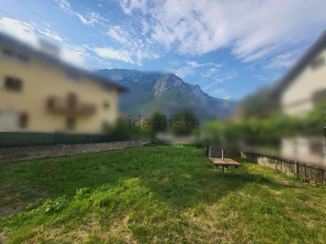 Villetta indipendente in vendita di 300 m² in Via Canè