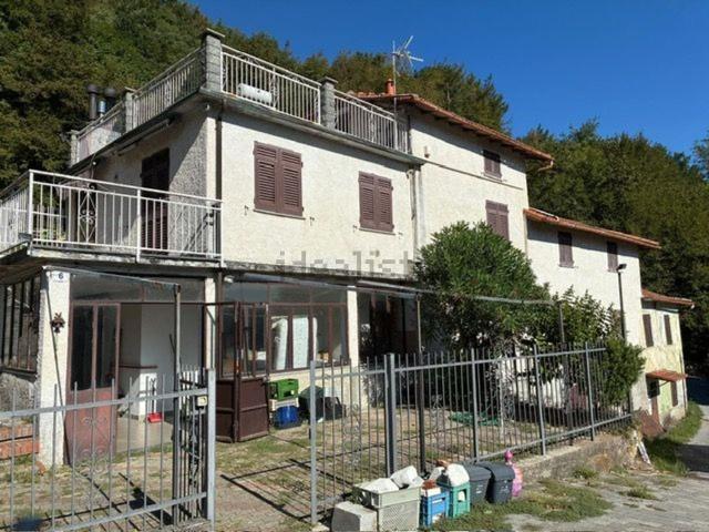 Villetta indipendente in vendita di 300 m² in Via Cascinetta, 27