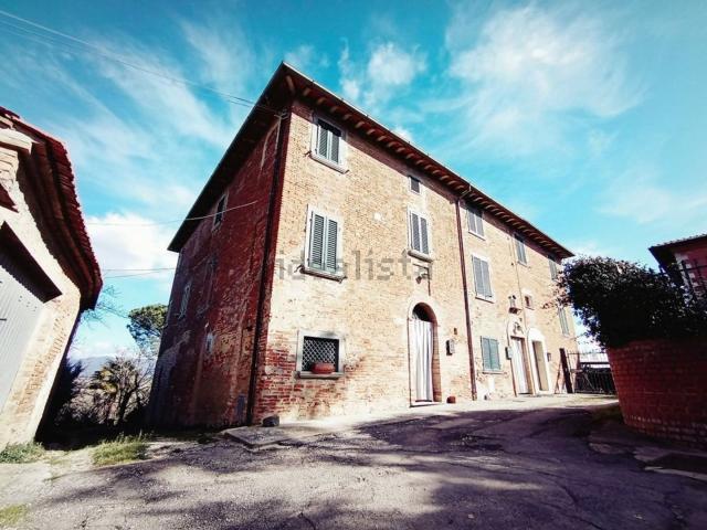 Villetta indipendente in vendita di 300 m² in Via Casacce