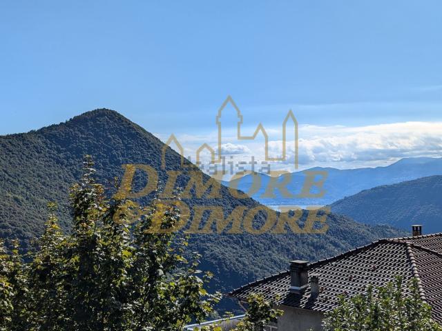 Villetta indipendente in vendita di 300 m² in Via Case Garoni, 29