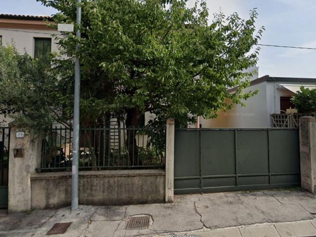 Villetta indipendente in vendita di 300 m² in Via Citolo da Perugia