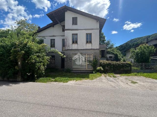 Villetta indipendente in vendita di 300 m² in Via A. Diaz, 6
