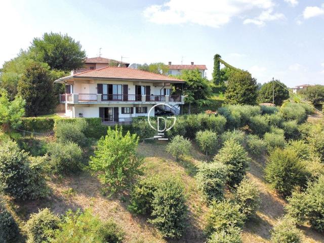 Villetta indipendente in vendita di 300 m² in Via Bottino Basso