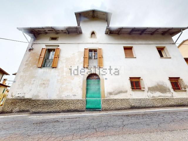 Villetta indipendente in vendita di 300 m² in Via Borgo, 22