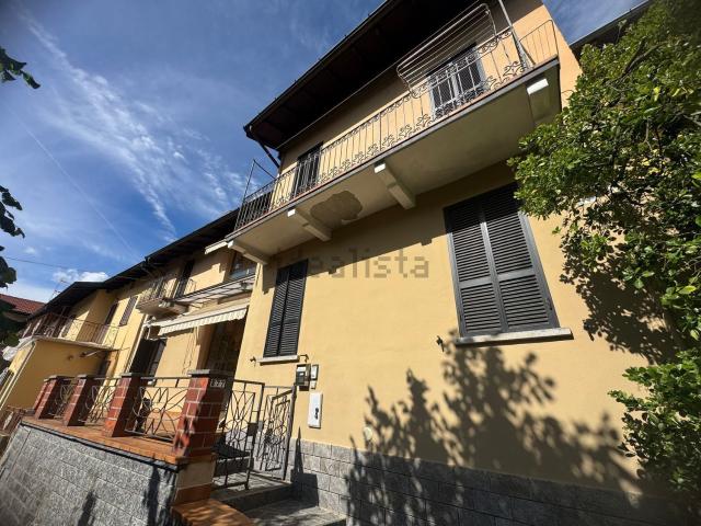 Villetta indipendente in vendita di 300 m² in Via G. Garibaldi