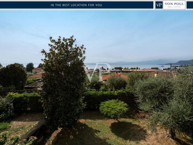 Villetta indipendente in vendita di 300 m² in Via Gaetano Donizetti