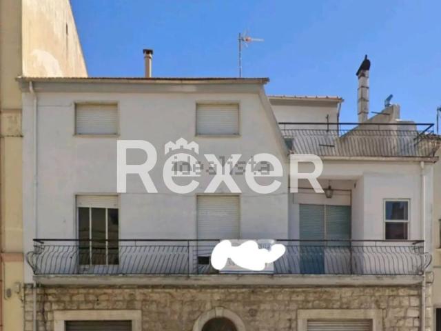 Villetta indipendente in vendita di 300 m² in Via Garibaldi