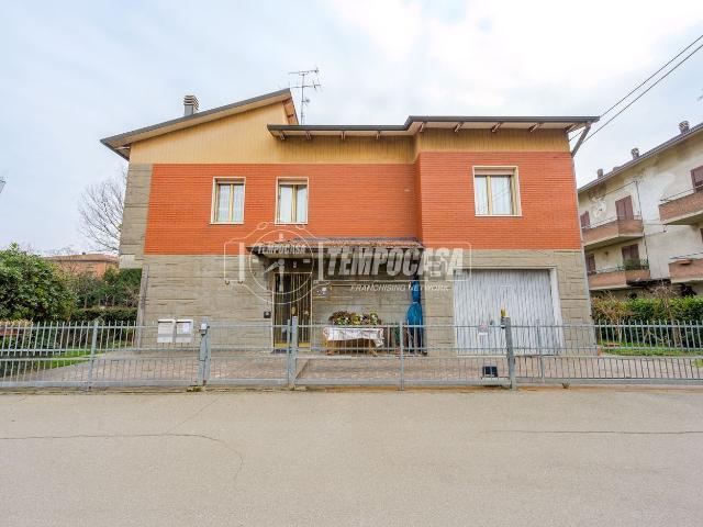 Villetta indipendente in vendita di 300 m² in Via Giovanni Amendola, 1