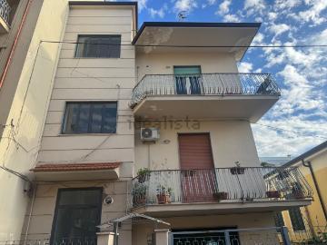 Villetta indipendente in vendita di 300 m² in Via Giovanni Battista Mastrilli, 24