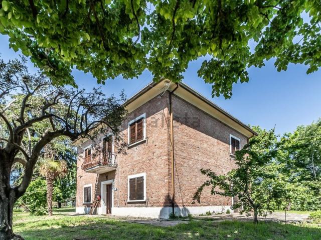 Villetta indipendente in vendita di 300 m² in Via Guido Rossa, 1