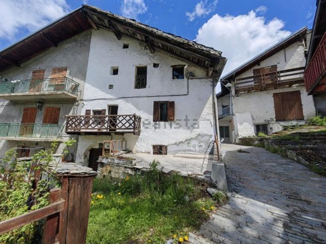Villetta indipendente in vendita di 300 m² in Via della Foresta, 4