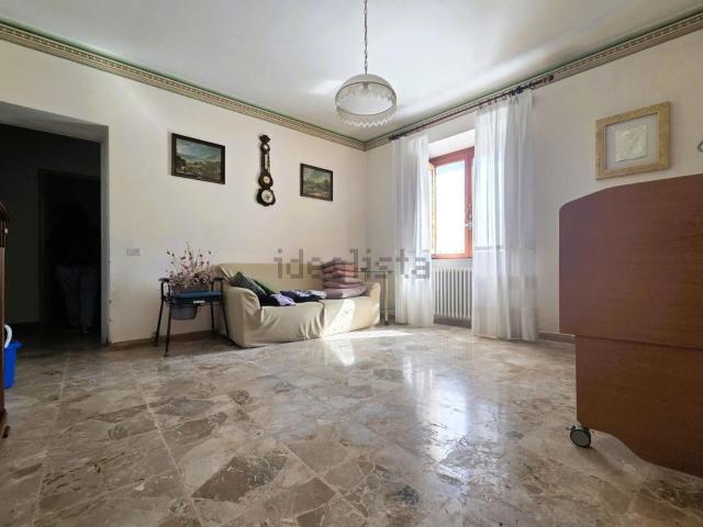 Villetta indipendente in vendita di 300 m² in Via di Moriano