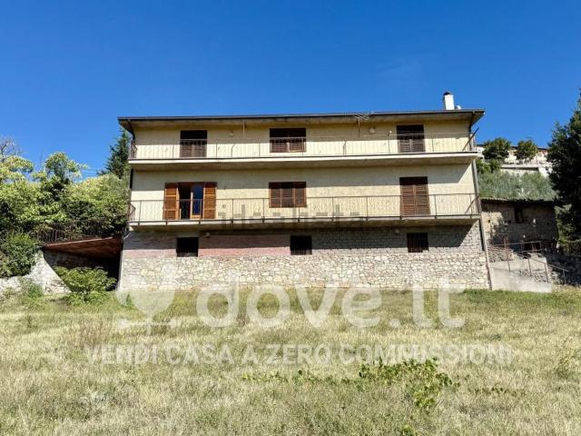 Villetta indipendente in vendita di 300 m² in Via di Mezzo, 14