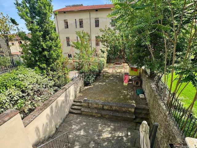 Villetta indipendente in vendita di 300 m² in Via Di San Domenico