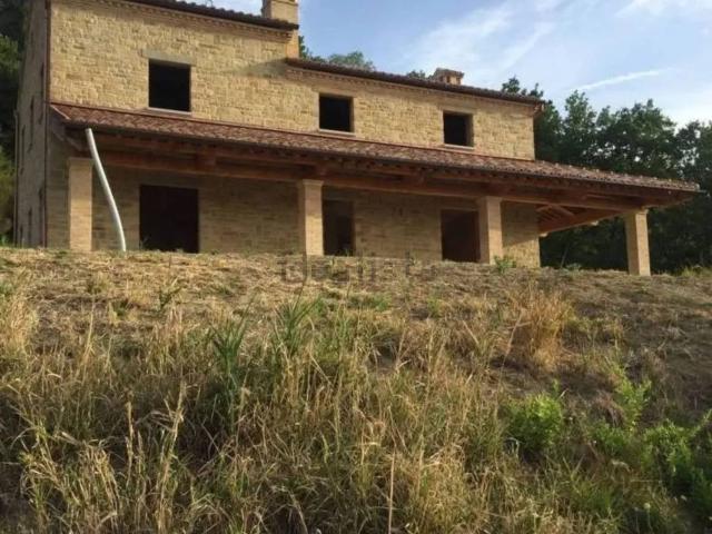 Villetta indipendente in vendita di 300 m² in Via Fondiglie