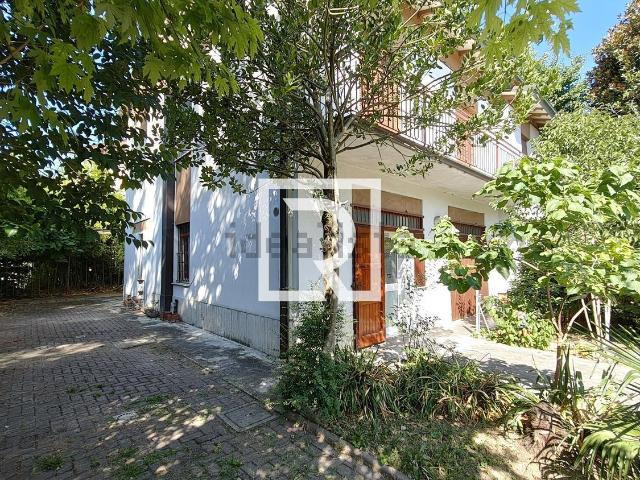 Villetta indipendente in vendita di 300 m² in Via Ifigenia Gervasi, 90