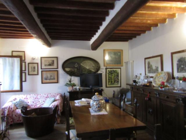 Villetta indipendente in vendita di 300 m² in Via Olmo, 24