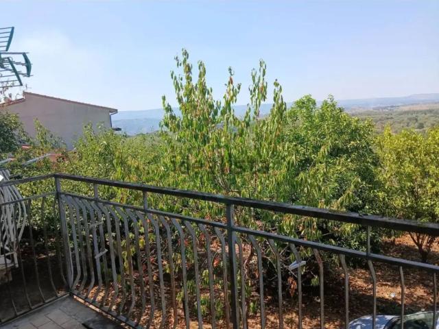 Villetta indipendente in vendita di 300 m² in Via Leto