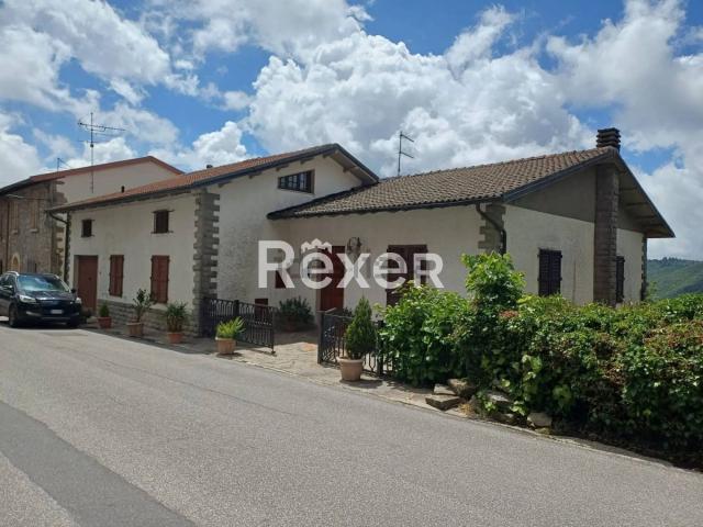 Villetta indipendente in vendita di 300 m² in Via Mammianese