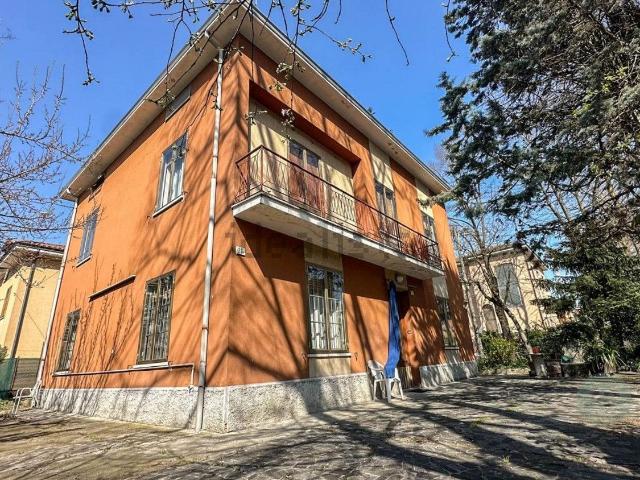 Villetta indipendente in vendita di 300 m² in Via Marco Polo, 26