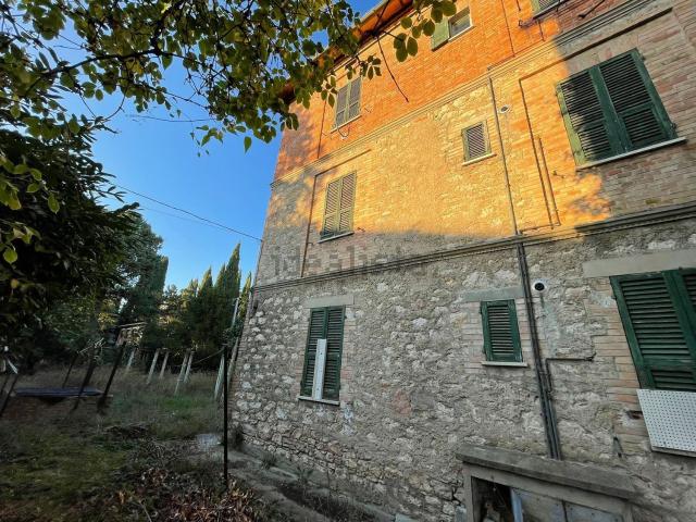 Villetta indipendente in vendita di 300 m² in Via Martiri dei Lager