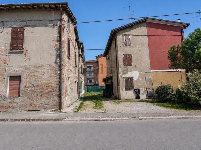 Villetta indipendente in vendita di 300 m² in Via Martiri Partigiani, 42