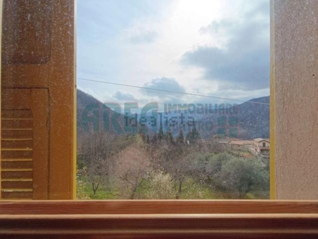 Villetta indipendente in vendita di 300 m² in Via Milite Ignoto, 10