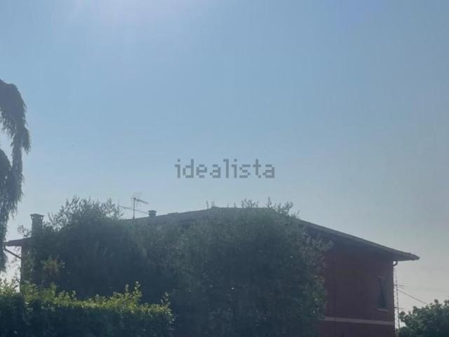 Villetta indipendente in vendita di 300 m² in Via Nazionale