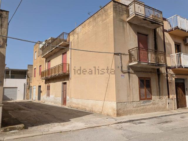 Villetta indipendente in vendita di 280 m² in Via Salemi, 150