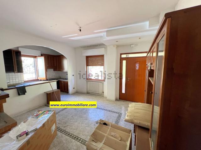 Villetta indipendente in vendita di 300 m² in Via San Massimiliano Kolbe, 2