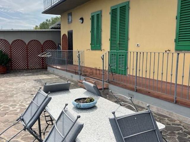 Villetta indipendente in vendita di 300 m² in Via San Michele