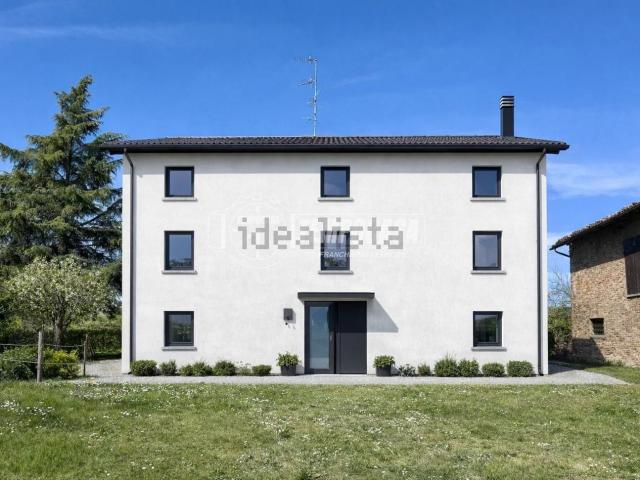 Villetta indipendente in vendita di 300 m² in Via San Felice