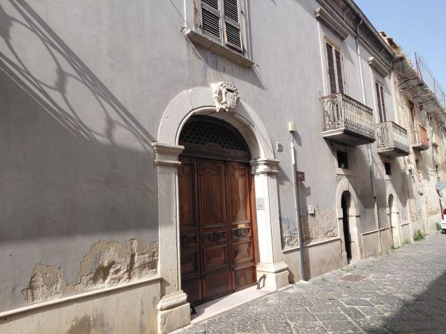 Villetta indipendente in vendita di 300 m² in Via San Filippo