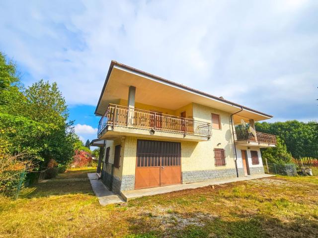 Villetta indipendente in vendita di 300 m² in Via San Giovenale, 3